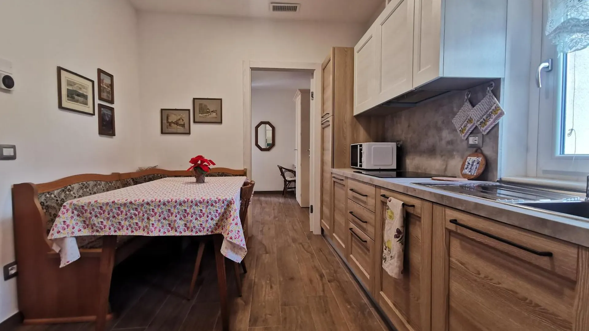 Appartamento In Villa Marirosa 네그라르