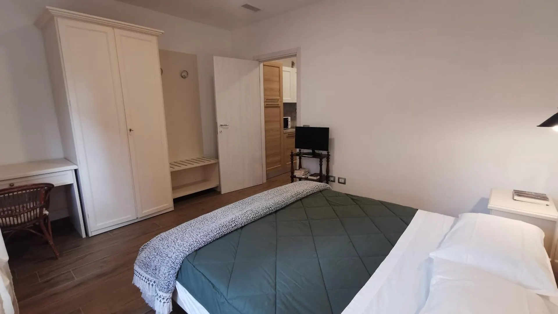 Appartamento In Villa Marirosa 네그라르 0*,  이탈리아
